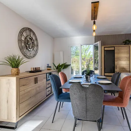 Harmante Maison Proche Holiday home