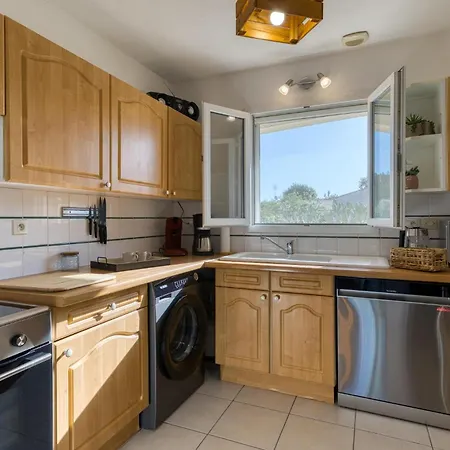 Harmante Maison Proche Holiday home
